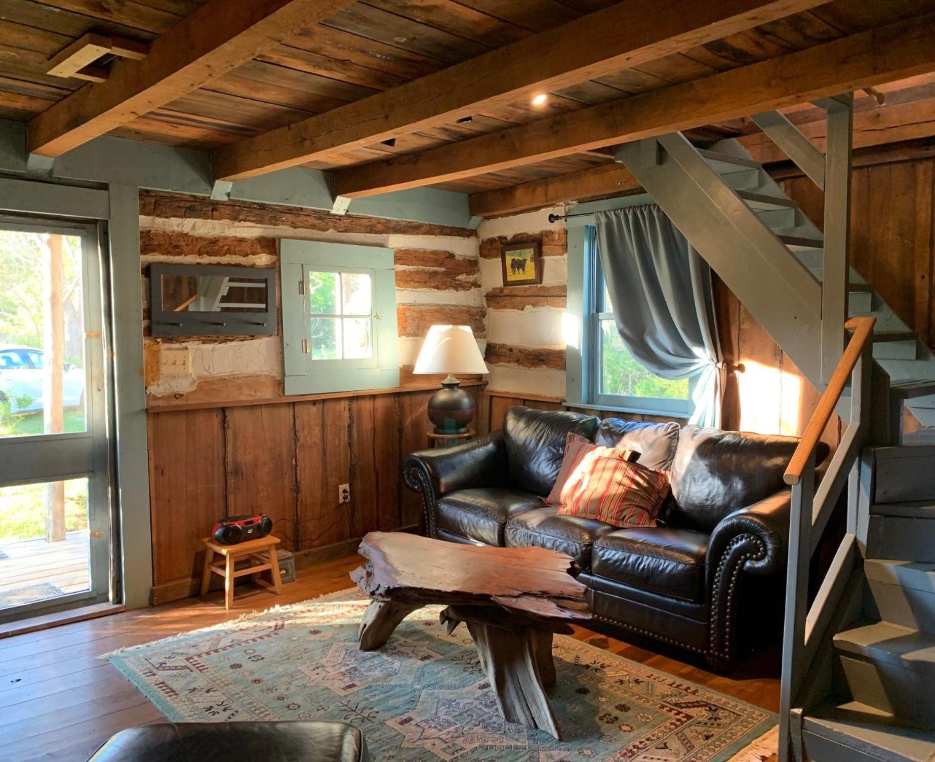 Holiday home Heartstone Country Retreat